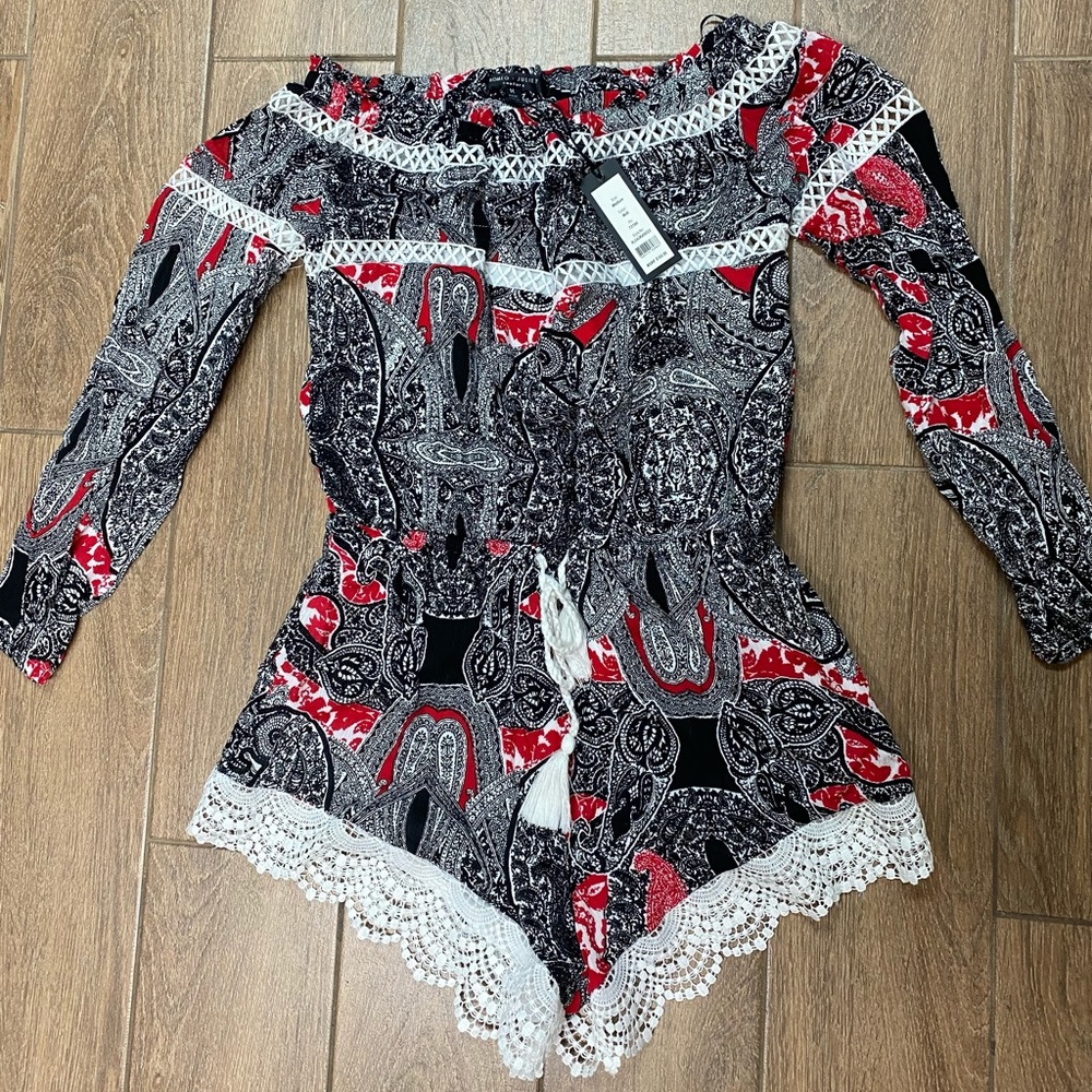 Romeo & Juliet paisley off the shoulder romper